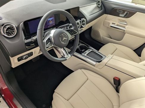 New 2026 Mercedes-Benz GLA 250 image 7