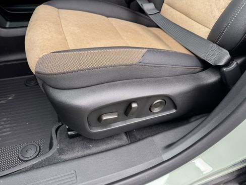 New 2026 Chevrolet Equinox ACTIV w/ Convenience Package III image 15