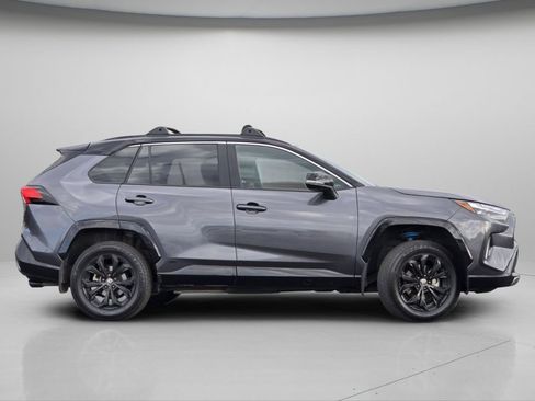 Used 2025 Toyota RAV4 XSE w/ Advanced Technology Package AWD/4WD image 26