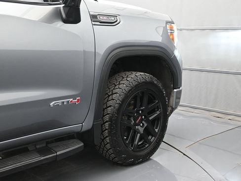Used 2020 GMC Sierra 1500 AT4 w/ AT4 Premium Package AWD/4WD image 46