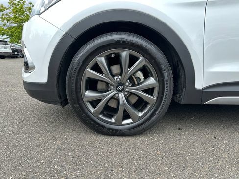 Used 2017 Hyundai Santa Fe Sport AWD/4WD image 11
