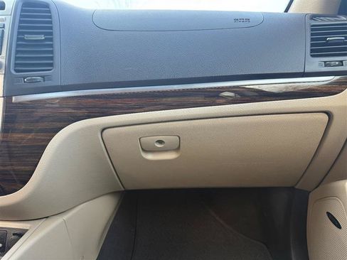 Used 2012 Hyundai Santa Fe Limited AWD/4WD image 45