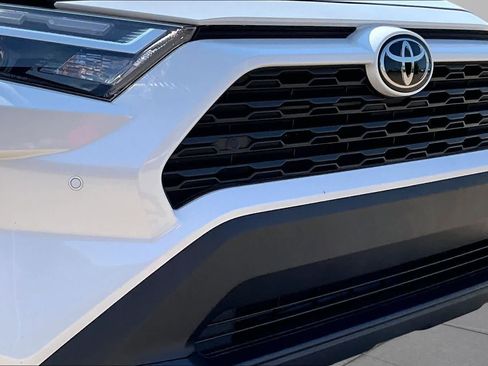 Used 2023 Toyota RAV4 XLE Premium FWD image 29