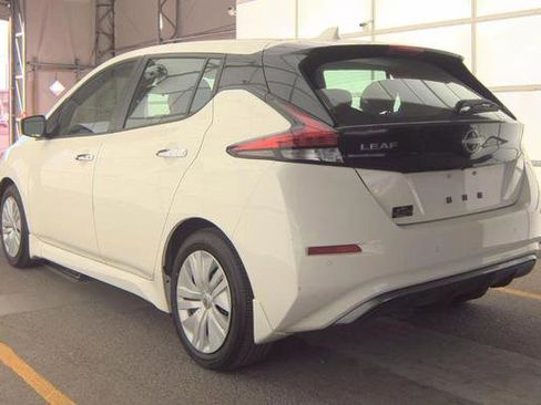 Used 2025 Nissan Leaf S image 4