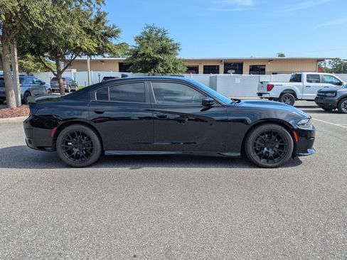 Used 2020 Dodge Charger R/T w/ Blacktop Package RWD image 2