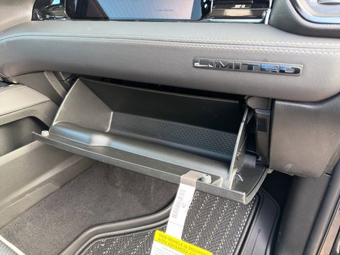 New 2026 RAM 3500 Limited AWD/4WD image 36