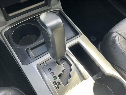 Used 2013 Toyota 4Runner SR5 image 27