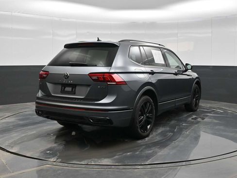 Used 2022 Volkswagen Tiguan SE R-Line image 7