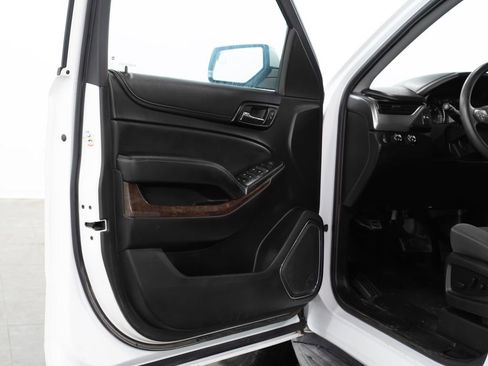Used 2016 Chevrolet Tahoe 4WD image 6