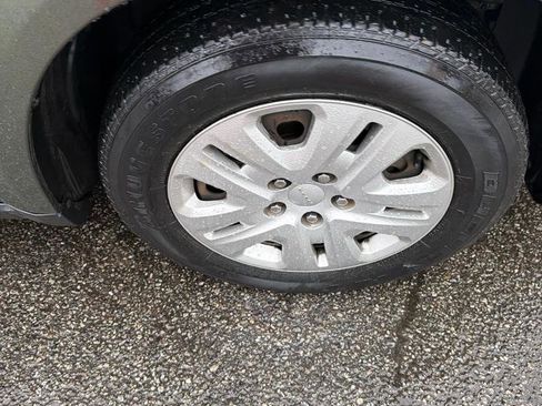 Used 2019 Dodge Journey SE image 11