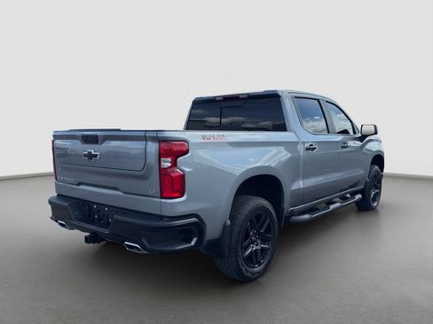 Used 2025 Chevrolet Silverado 1500 LT Trail Boss w/ Convenience Package II AWD/4WD image 6