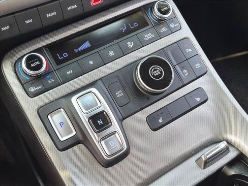 Used 2024 Hyundai Palisade SEL FWD image 12