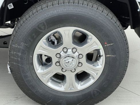 New 2026 RAM 2500 Big Horn AWD/4WD image 13