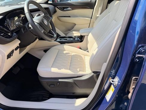 Used 2023 Buick Envision Avenir FWD image 8