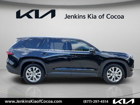 Used 2026 Toyota Grand Highlander AWD Hybrid image 3