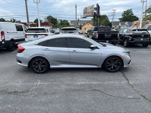 Used 2020 Honda Civic Sport image 11