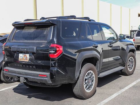 Used 2025 Toyota 4Runner TRD Off-Road Premium w/ Tow Technology Package image 10