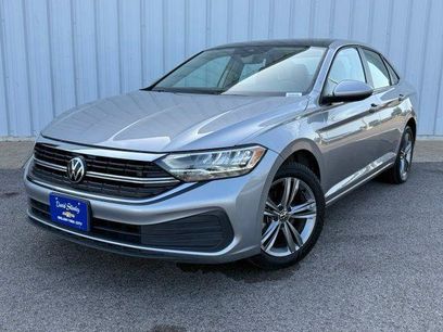 Used 2024 Volkswagen Jetta SE