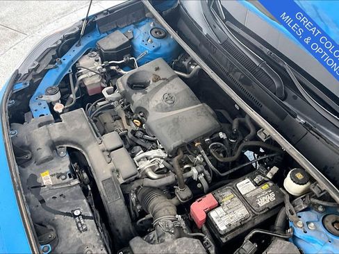 Used 2021 Toyota RAV4 XLE Premium w/ Carpet Mat Package (TMS) image 43