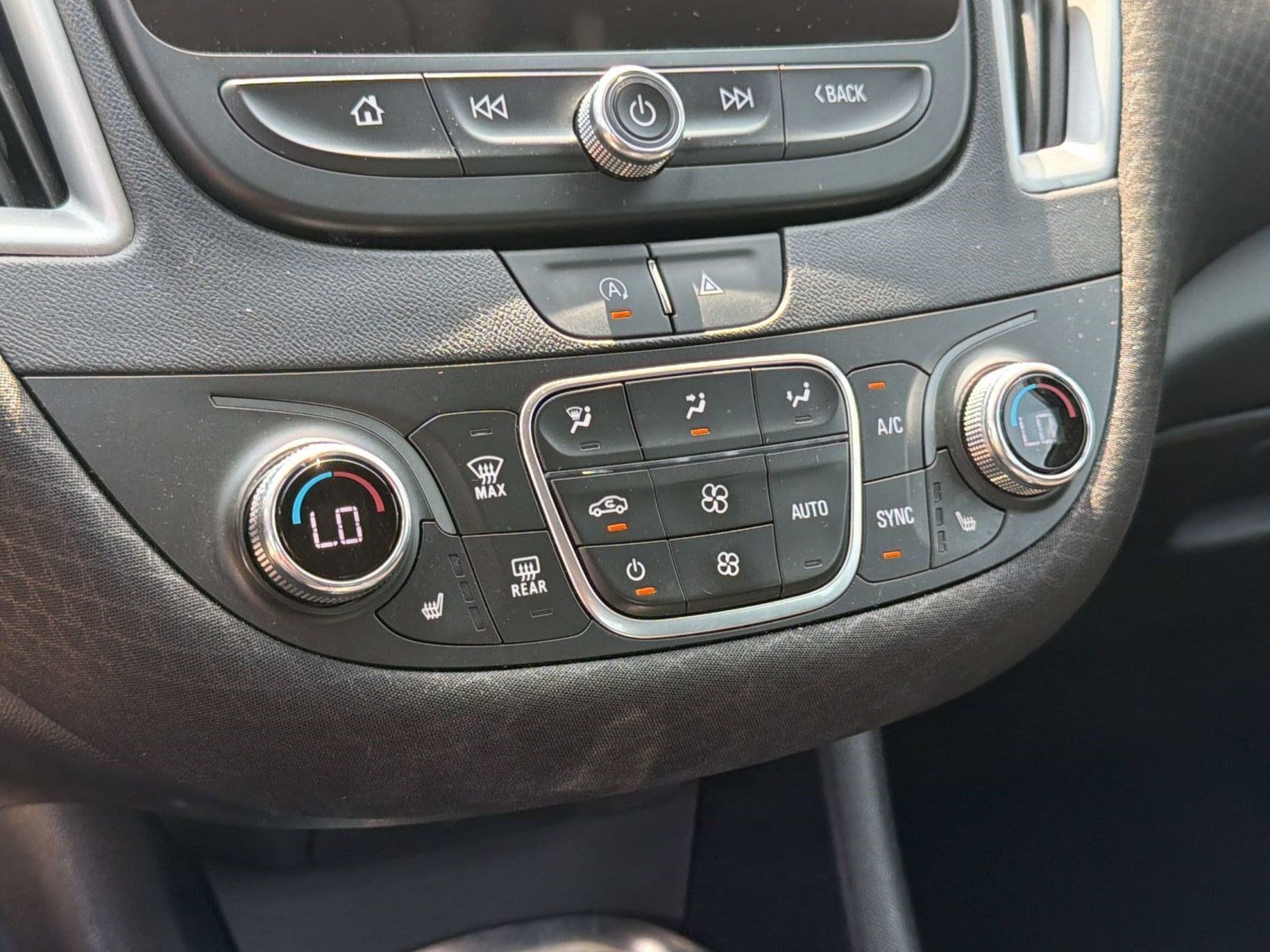 Used 2024 Chevrolet Malibu LT FWD image 19