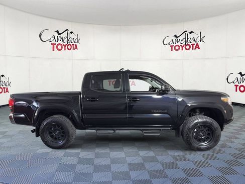 Used 2022 Toyota Tacoma SR5 RWD image 8