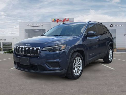 Used 2020 Jeep Cherokee Latitude FWD image 1