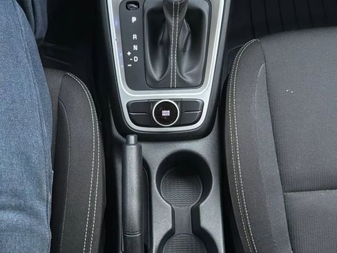 Used 2020 Hyundai Venue SEL w/ Convenience Package image 20