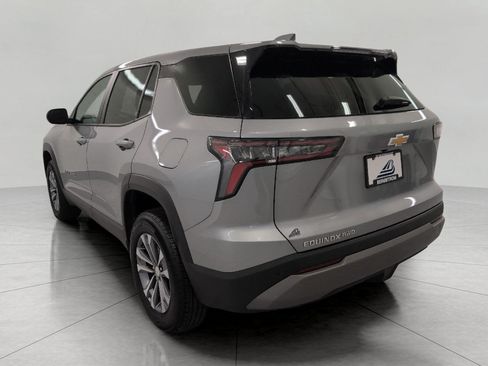 Used 2025 Chevrolet Equinox LT AWD/4WD image 20