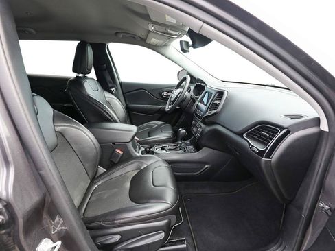 Used 2021 Jeep Cherokee Latitude Plus AWD/4WD image 21