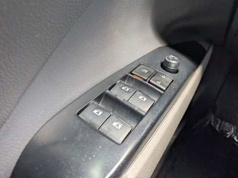 Used 2020 Toyota Camry XSE image 10