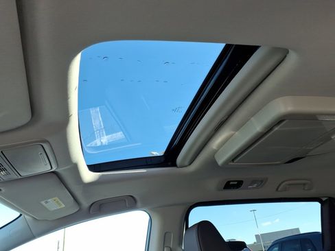 New 2026 Honda Odyssey Touring image 15