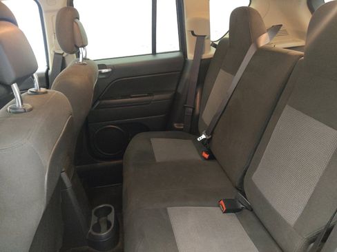 Used 2016 Jeep Compass Sport w/ Power Value Group image 18