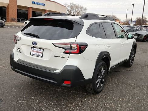 Certified 2025 Subaru Outback Onyx Edition image 4