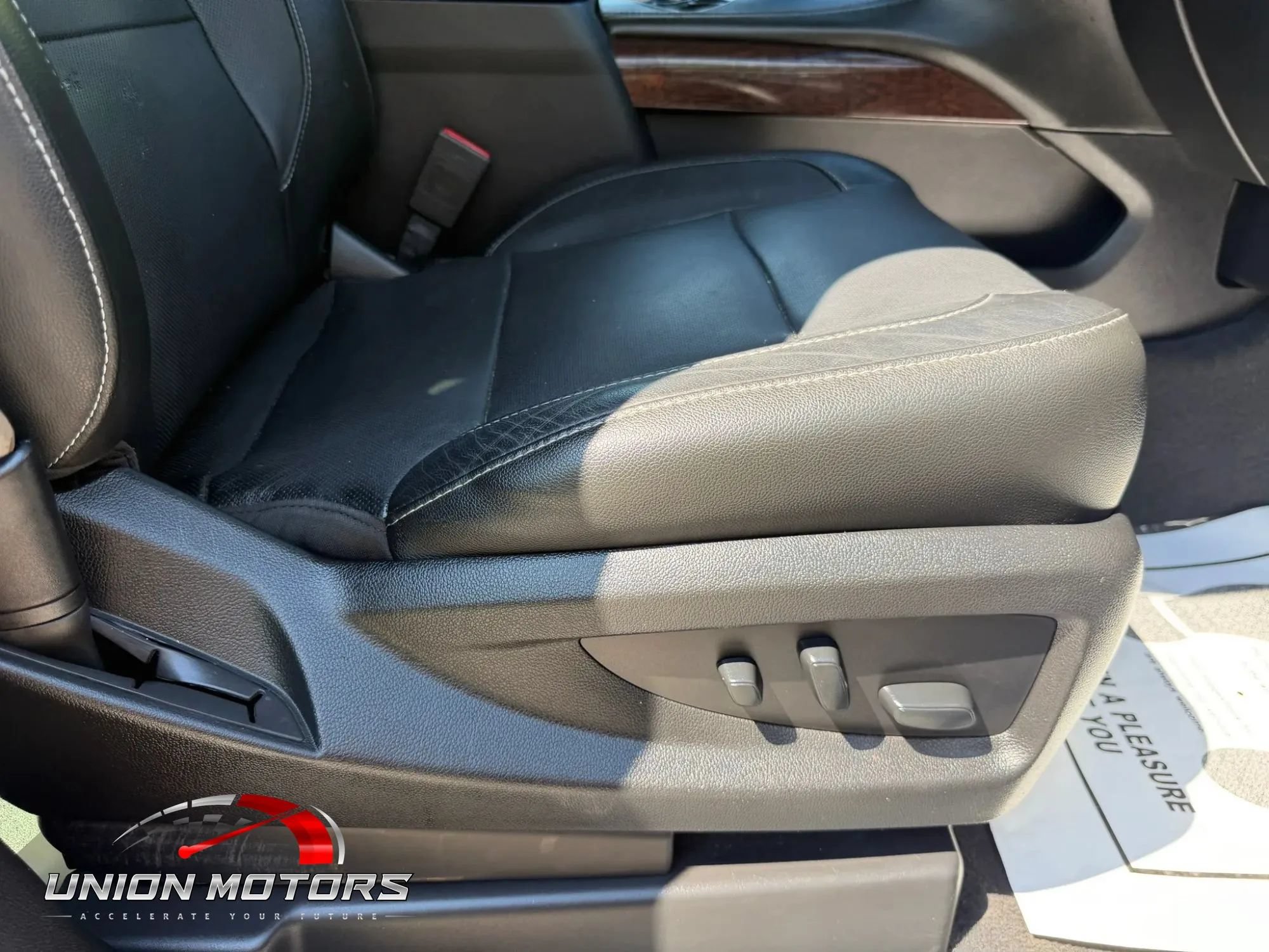 Used 2020 GMC Yukon XL SLT AWD/4WD image 20