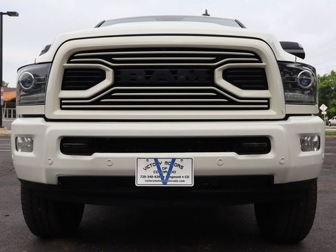 Used 2018 RAM 2500 Laramie w/ Sport Appearance Group AWD/4WD image 13
