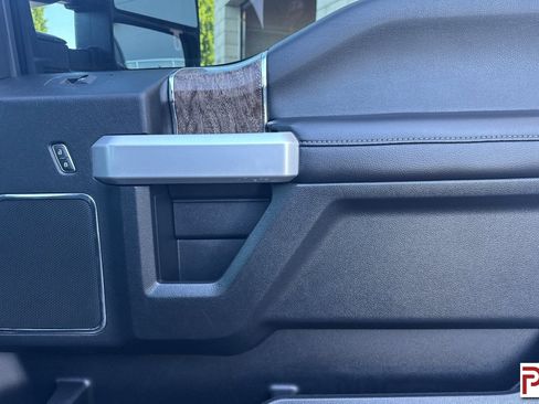 Used 2019 Ford F350 Lariat w/ Chrome Package AWD/4WD image 21