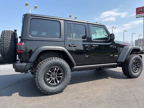 New 2026 Jeep Wrangler Unlimited Rubicon w/ Xtreme 35 Tire Package AWD/4WD image 52