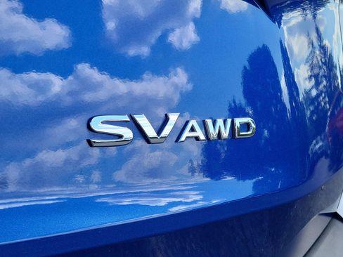 Used 2023 Nissan Rogue SV image 7