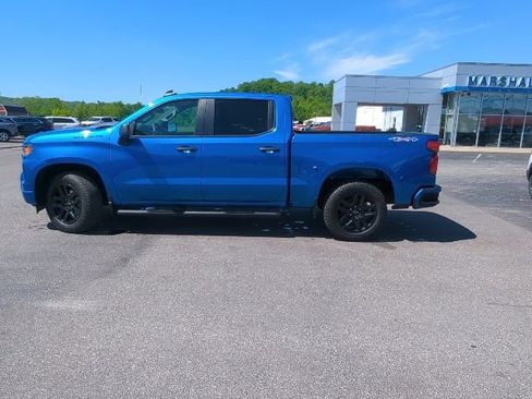 Used 2024 Chevrolet Silverado 1500 Custom w/ Turbomax Blackout Package AWD/4WD image 31