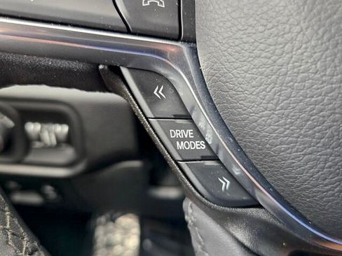 Used 2026 RAM 1500 Laramie AWD/4WD image 22