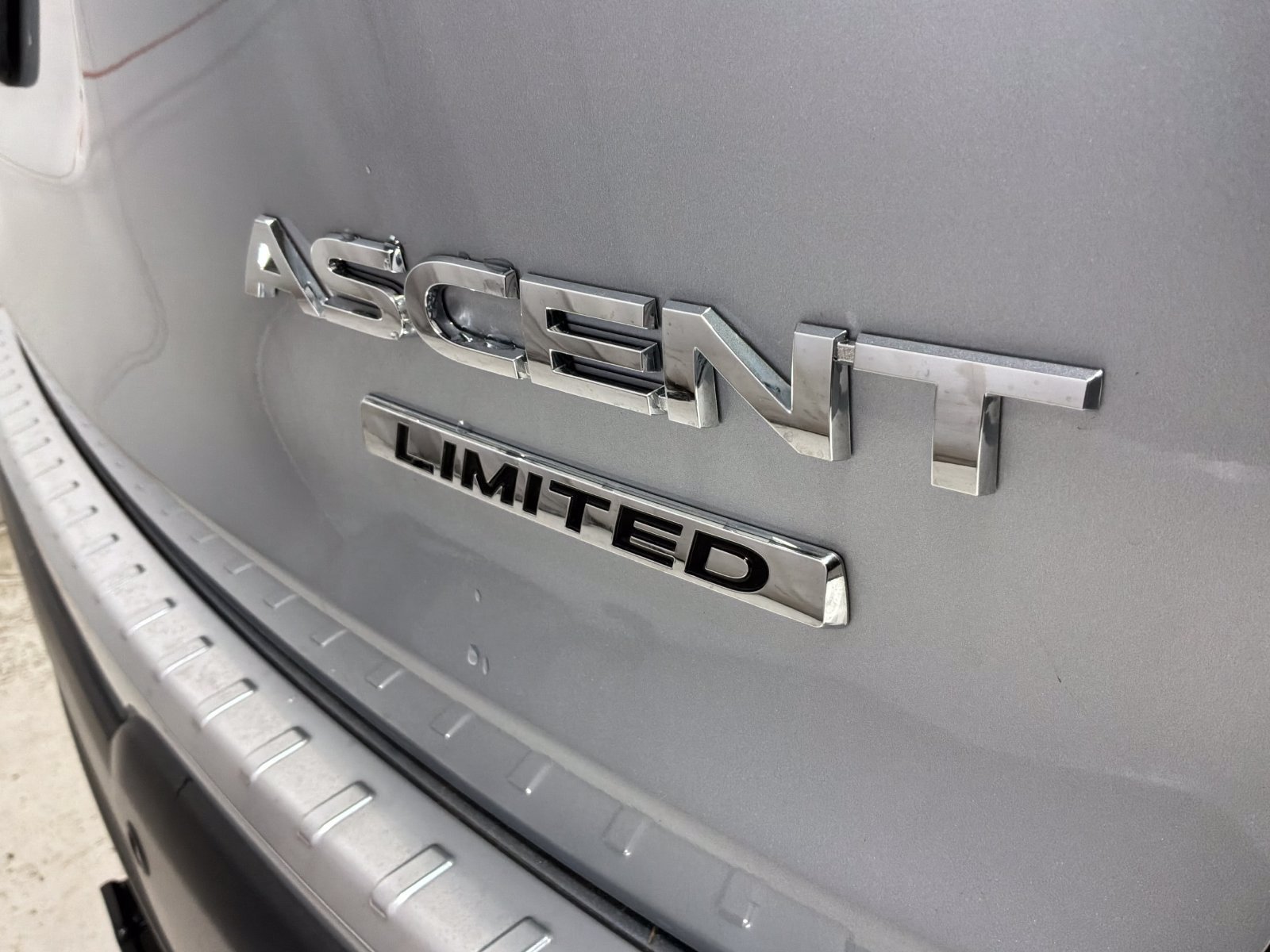 Used 2019 Subaru Ascent Limited AWD/4WD image 11