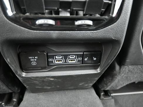 Used 2024 Jeep Grand Cherokee Limited w/ Trailer Tow Package AWD/4WD image 16