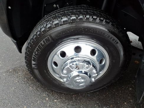 Used 2024 RAM 3500 Limited w/ Safety Group image 21