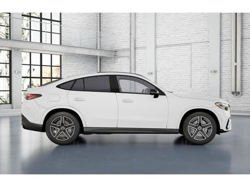 New 2026 Mercedes-Benz GLC 300 4MATIC image 2