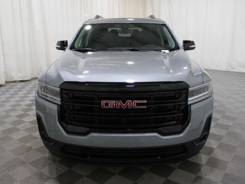 Used 2023 GMC Acadia SLT w/ Elevation Edition image 39