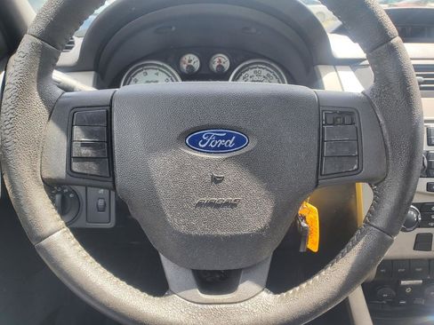 Used 2009 Ford Focus SES image 17