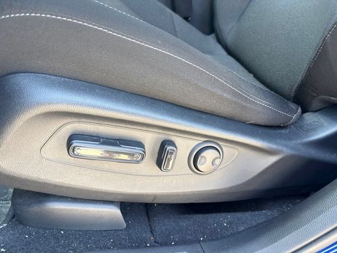 Used 2024 Honda CR-V EX image 13