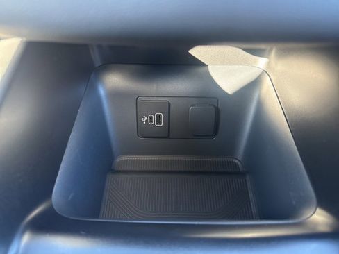 New 2026 Ford Explorer Active image 36