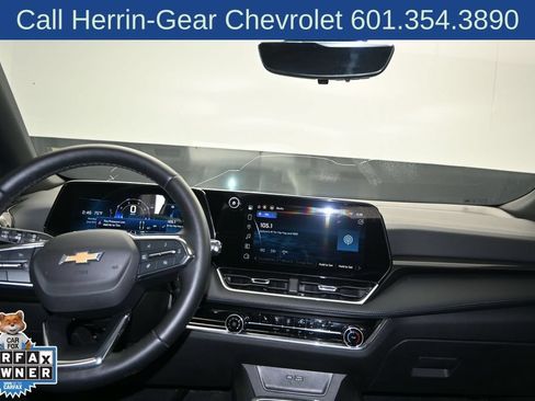 Used 2025 Chevrolet Equinox LT w/ Safety and Technology Package FWD image 19