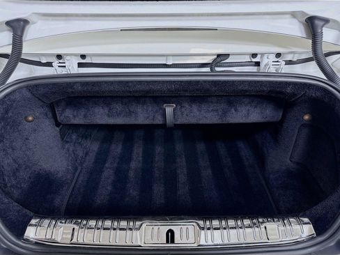 Used 2016 Rolls-Royce Dawn RWD image 30